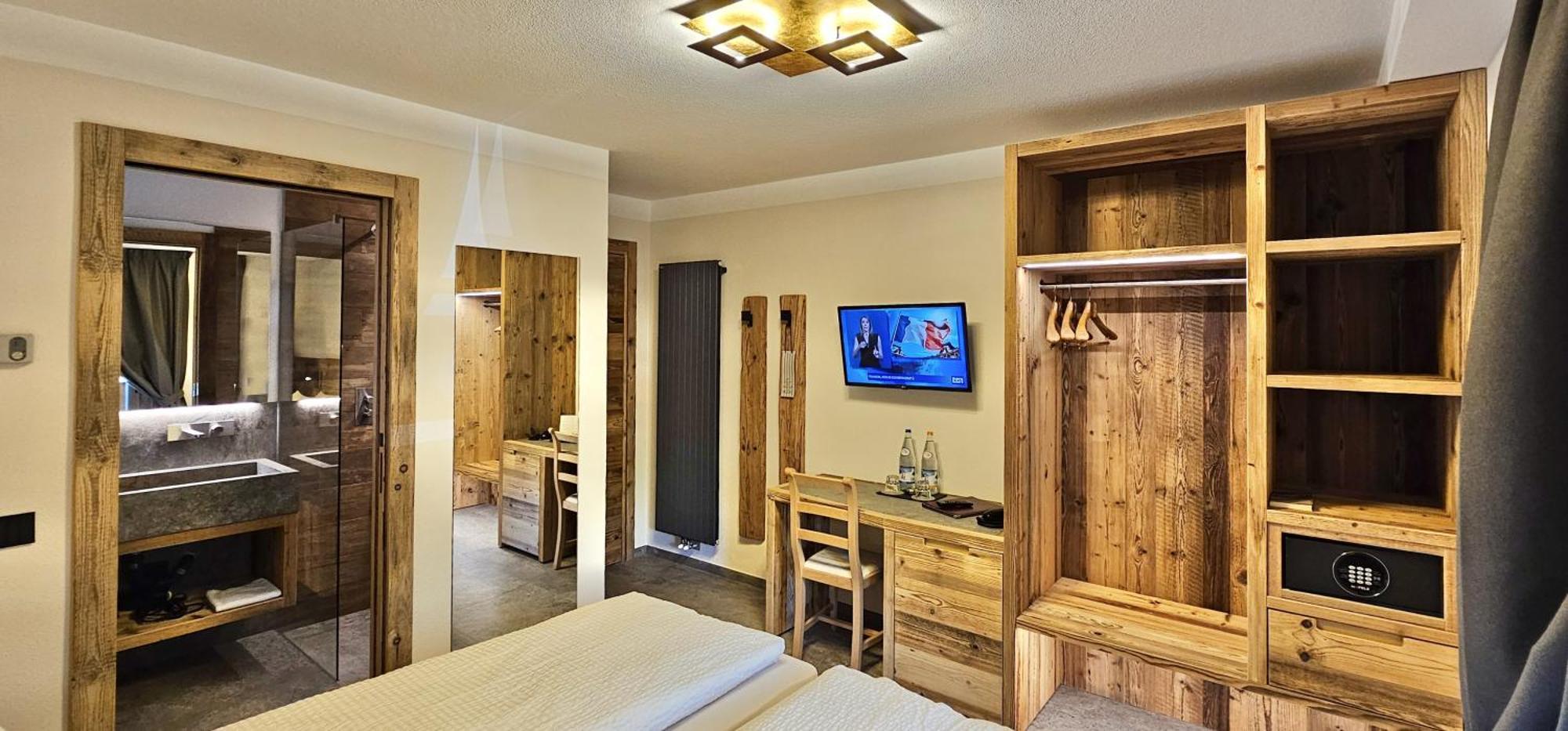 Albergo Alpenrose Livigno Exterior photo
