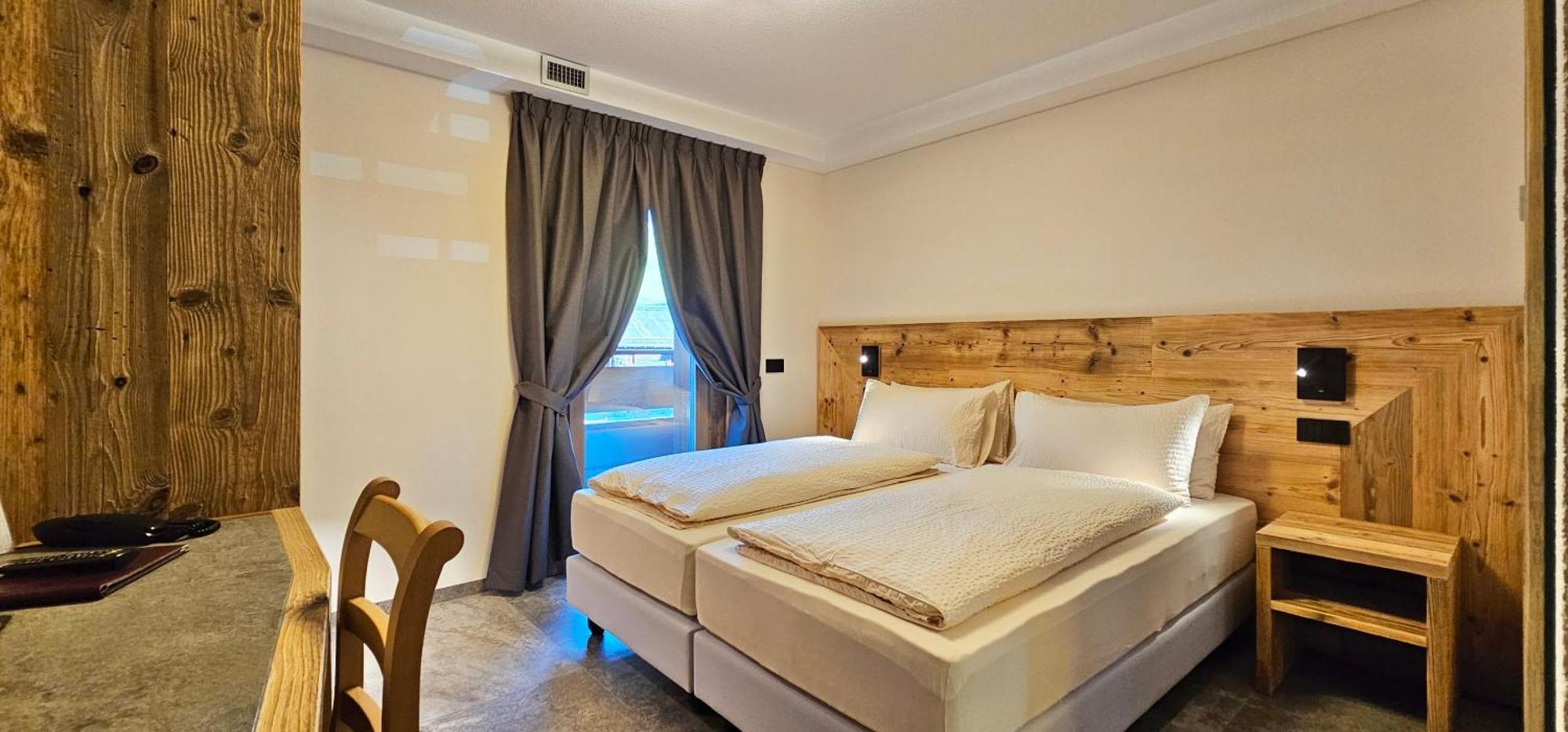 Albergo Alpenrose Livigno Exterior photo
