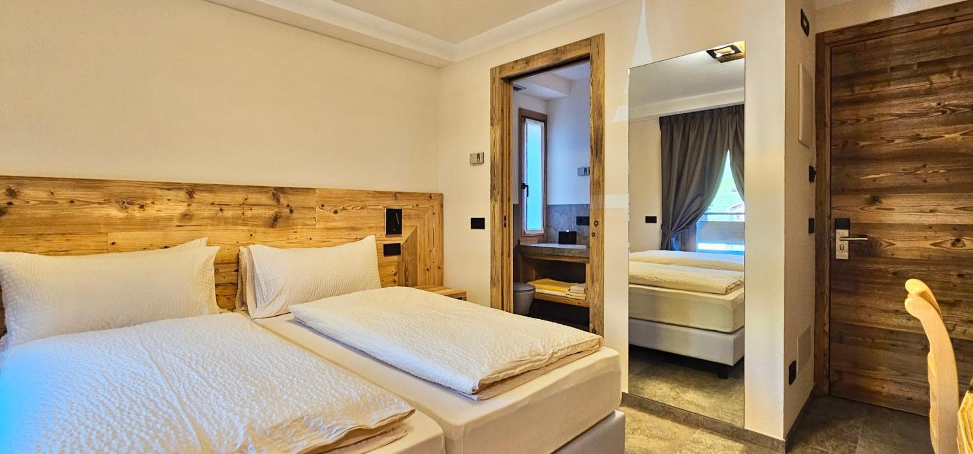 Albergo Alpenrose Livigno Exterior photo
